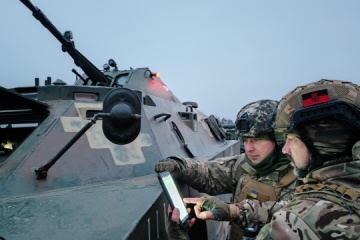 Ministros de Defensa de Ucrania y Lituania visitan las posiciones de los grupos de fuego móviles