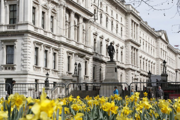 London criticizes Russia’s decision to expel British diplomat