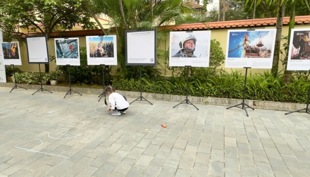 У В’єтнамі через фото та VR-технології показали шлях України до свободи