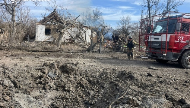 Росіяни скинули КАБи на Комишуваху Запорізької області, троє поранених