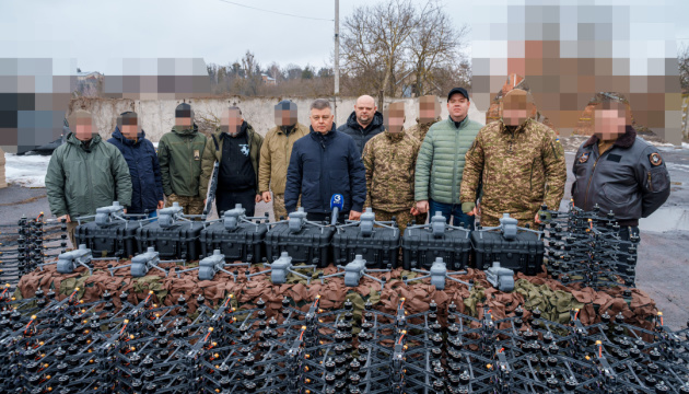 Вінниця передала захисникам ще 300 FPV-дронів