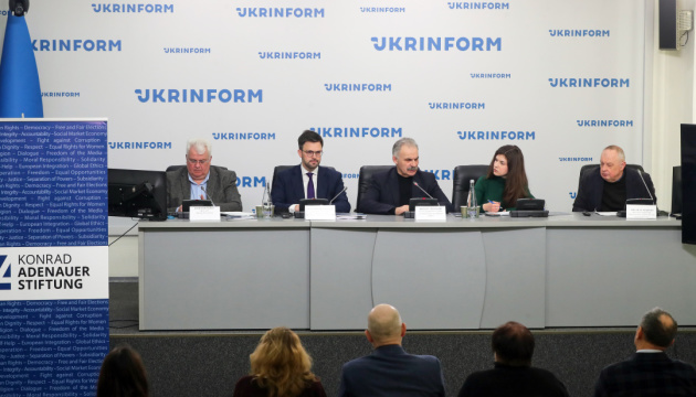 Українське суспільство, держава і церква в умовах миру та війни