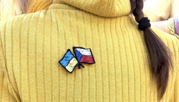 Школи Праги розпочали збір коштів на генератори для київських дітей