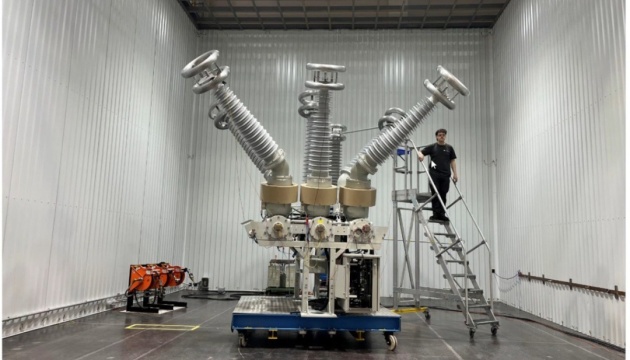 Франція виготовить для запорізьких енергетиків дві мобільні підстанції