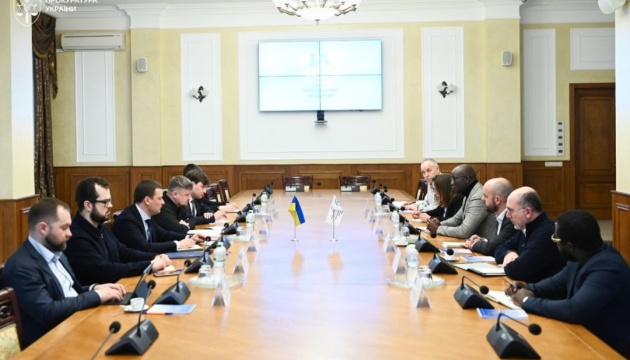 Російські атаки на енергетику: Україна надала заступнику прокурора МКС значний масив доказів