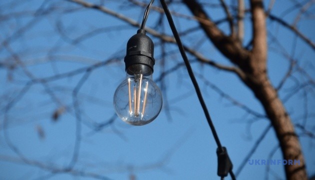 У Херсоні після ворожих обстрілів - перебої зі світлом