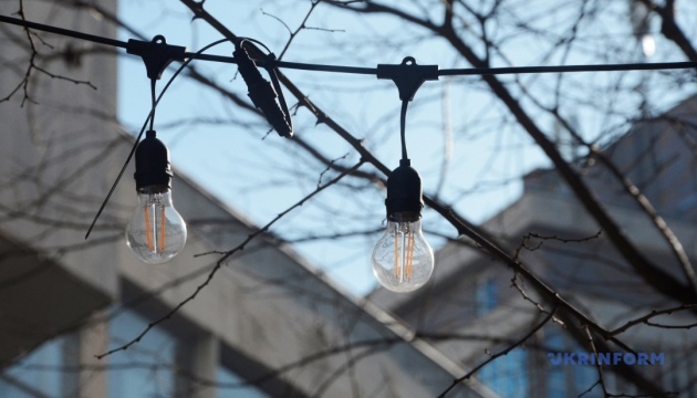 Війська РФ уночі завдали подвійного удару по підстанції в Харкові - частина міста без світла