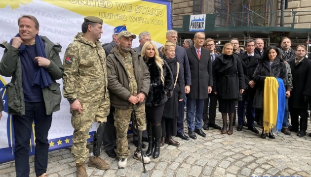 У центрі Нью-Йорка урочисто підняли український прапор