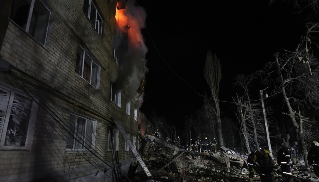 Удар РФ по Харкову: двоє загиблих, серед десятьох постраждалих є діти