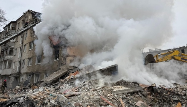 Росія, за попередньою інформацією, вдарила по будинку в Харкові ракетою «Іздєліє-30» - прокуратура