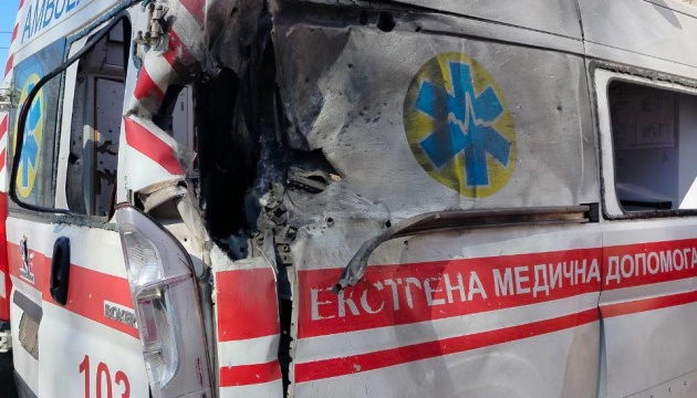 На Миколаївщині російський дрон атакував автомобіль «швидкої», є поранені