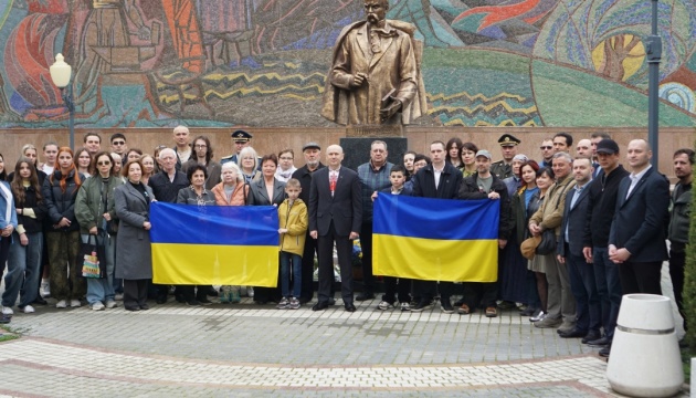 У Ташкенті вшанували пам’ять Кобзаря за участі дипломатів та української громади