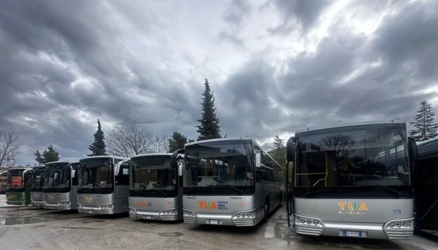 Львів отримає від італійського регіону Абруццо вісім великих автобусів