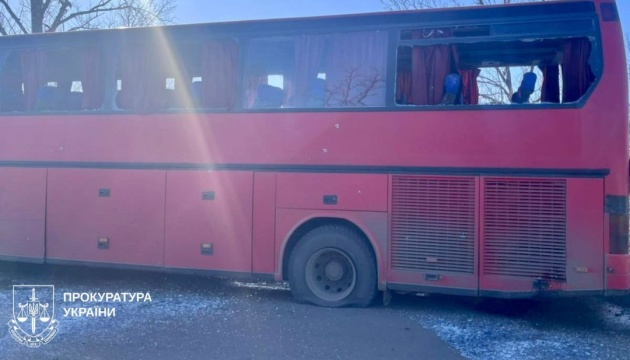 Удар РФ по автобусу на Харківщині: кількість загиблих зросла до трьох