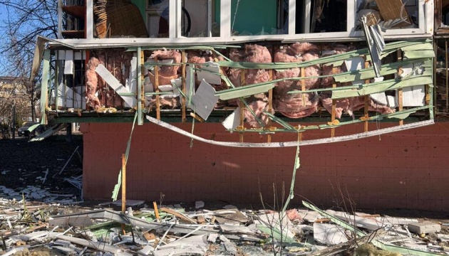 На Київщині кількість загиблих через російську атаку зросла до п'яти, 22 поранених