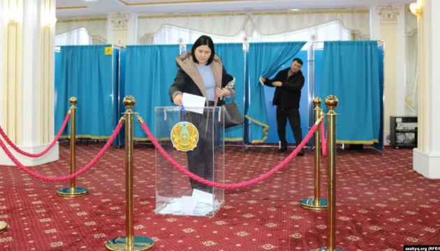 У Казахстані проходить референдум щодо нової Конституції