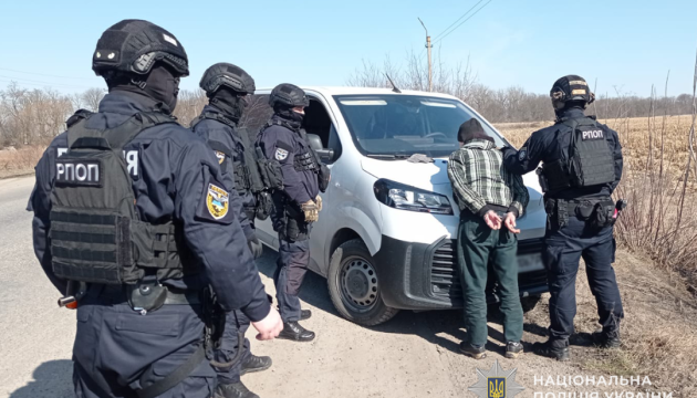 Гранатомет, 170 снарядів і ракетне паливо: на Тернопільщині провели спецоперацію проти торговців зброєю