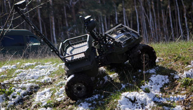 L'intelligence artificielle dans la guerre : l'Ukraine lance son premier centre de compétences en technologies militaires