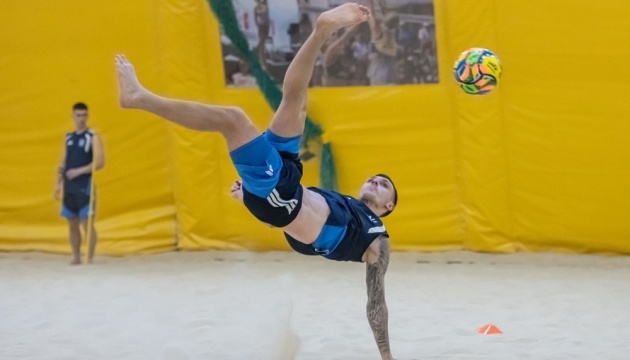 Збірна України з пляжного футболу розпочала навчально-тренувальний збір