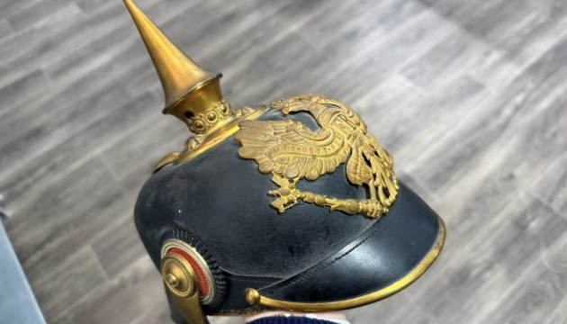 Митники виявили у посилці до США шолом прусського офіцера 1915 року