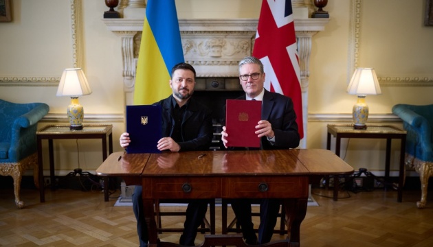 ゼレンシキー宇大統領とスターマー英首相、今後数年間のウクライナ英国間戦略的パートナーシップに関する声明に署名