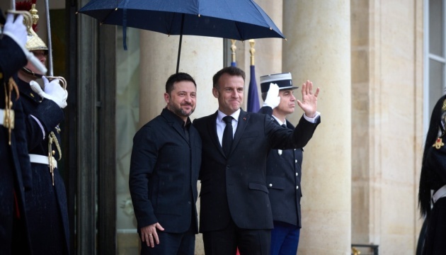 Zelensky in France: A Western Visit with an Eastern Focus