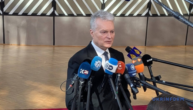 Президент Литви: Тиск на Росію потрібно посилювати