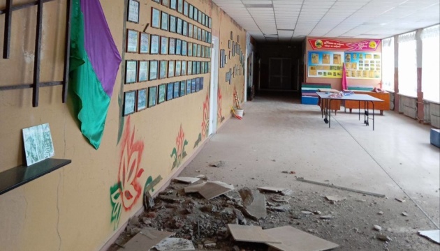 На Харківщині війська РФ зруйнували дві школи
