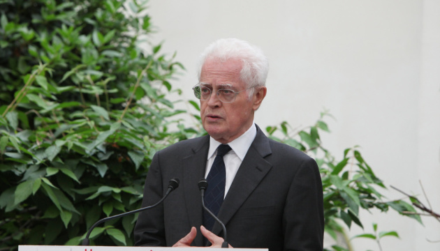 Помер експрем’єр Франції, який очолював уряд при Жакові Шираку