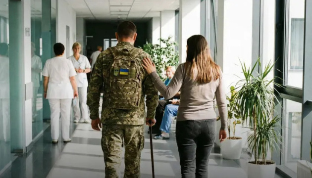 Міноборони вдосконалює процес реінтеграції колишніх полонених - що зміниться