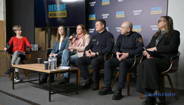 У Києві презентували освітній серіал «Стихії під контролем» про роботу Укргідрометцентру