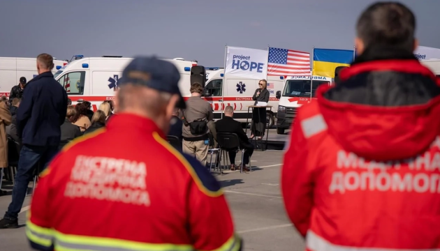 Україна отримала від партнерів 25 реанімобілів - МОЗ