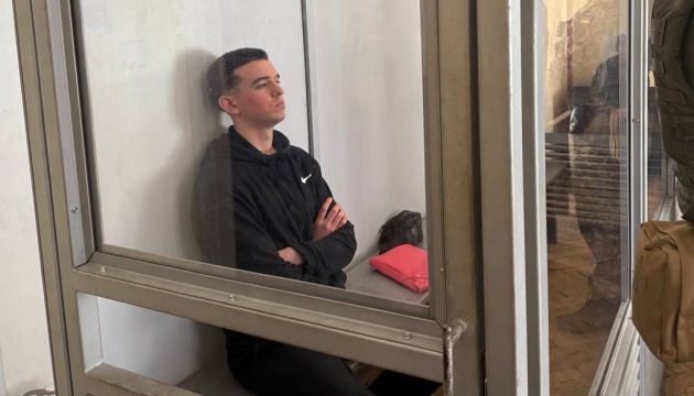 Обвинувачений у вбивстві Фаріон Зінченко почав голодування