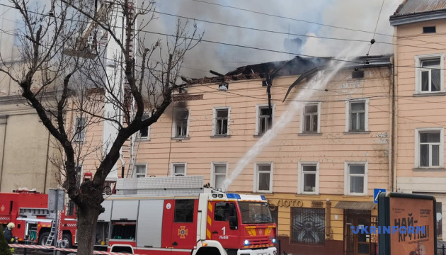 У центрі Львова - влучання внаслідок російської атаки, є поранені