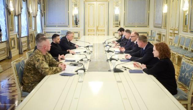 Зеленський обговорив з міністром оборони Латвії програму SAFE та спільне виробництво дронів