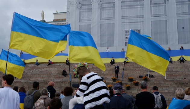 Українська громада у Фінляндії зросла всемеро від початку війни - Yle