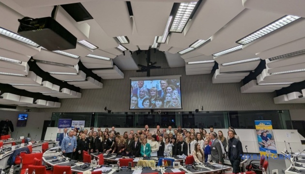 ЄС має враховувати досвід України у протидії дезінформації - учасники саміту у Брюсселі