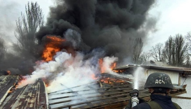 Росіяни вдень понад 30 разів атакували Дніпропетровщину, поранені двоє людей