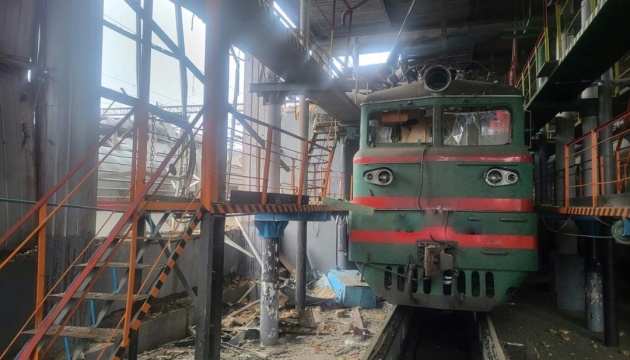 Росіяни вночі знову атакували залізничну та портову інфраструктуру