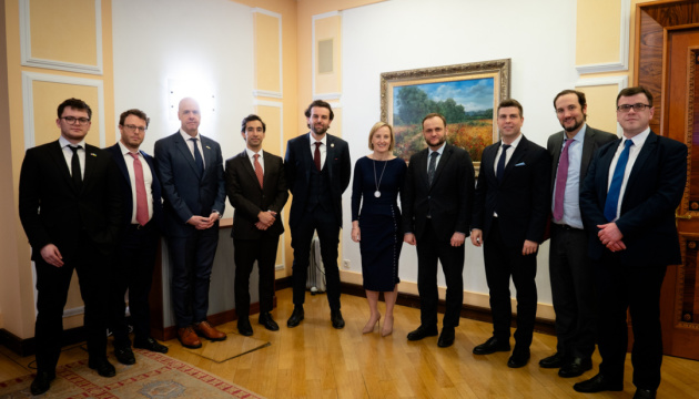 Міжнародна корпорація DFC зацікавлена в залученні інвестицій у відновлення України