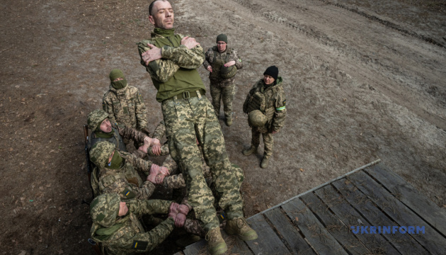 Навчання дронарів, вишкіл новобранців і прощання з Філаретом