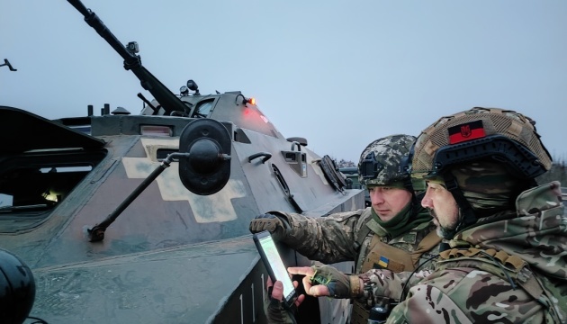 Ministros de Defensa de Ucrania y Lituania visitan las posiciones de los grupos de fuego móviles