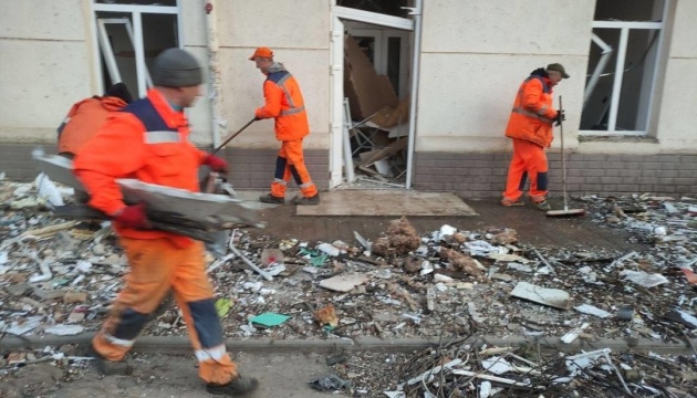 ロシア軍、ウクライナ南部２都市を航空攻撃　死者３名