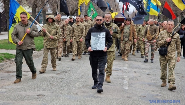 На Черкащині попрощалися з ветераном Сергієм Русіновим, який загинув у перестрілці з поліцейськими