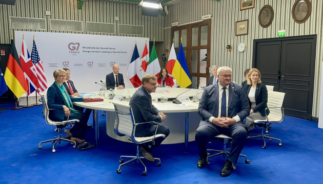 Selon le chef de la diplomatie ukrainienne, un nouveau pays rejoindra l'accord sur le Tribunal spécial pour le crime d'agression contre l'Ukraine