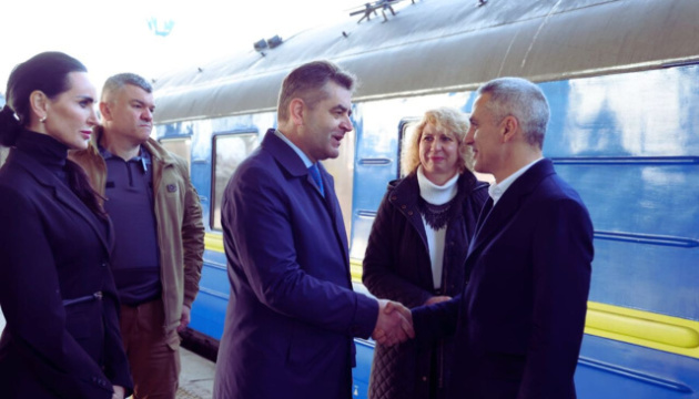 До Києва прибули тимчасовий прем’єр Болгарії і ряд міністрів