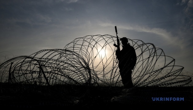 「最前線」は消失し、数キロの「グレーゾーン」が出現する