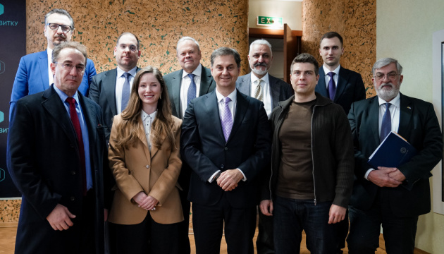 Україна та Греція готують угоду про співробітництво у сфері відбудови