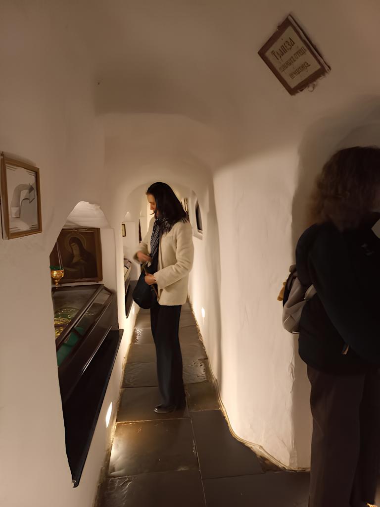 Відвідування печер.