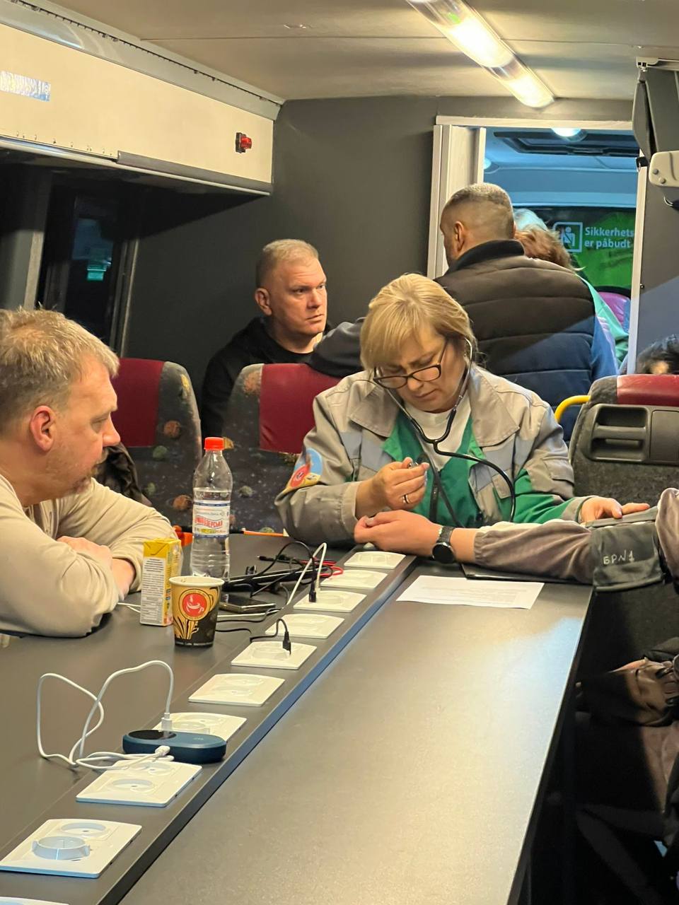 移動式「不屈の拠点」　写真：リサク・オデーサ市軍行政府長官（テレグラム）